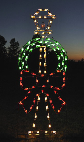 Christmas Lamppost with Wreath and Bow 8 Feet