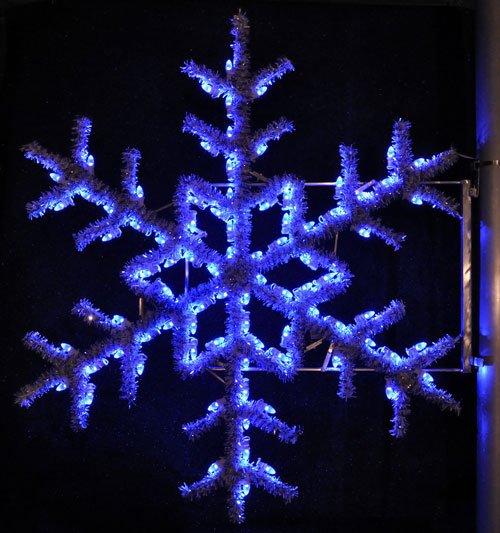 Blue Garland Snowflake, 5 Ft. Pole Decoration