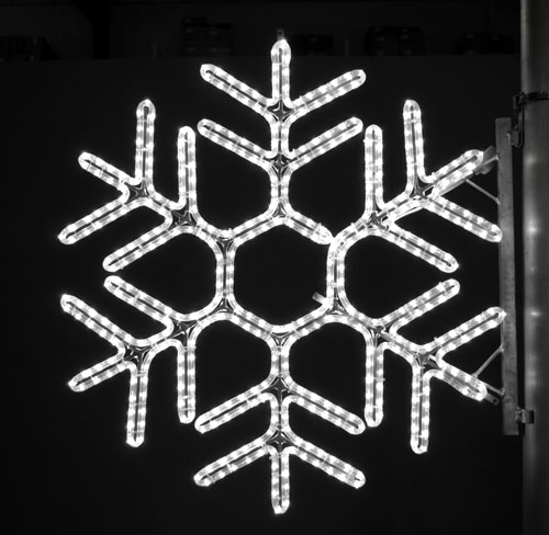 Hexagon Snowflake, 3 Ft. Pole Decoration in Pure White